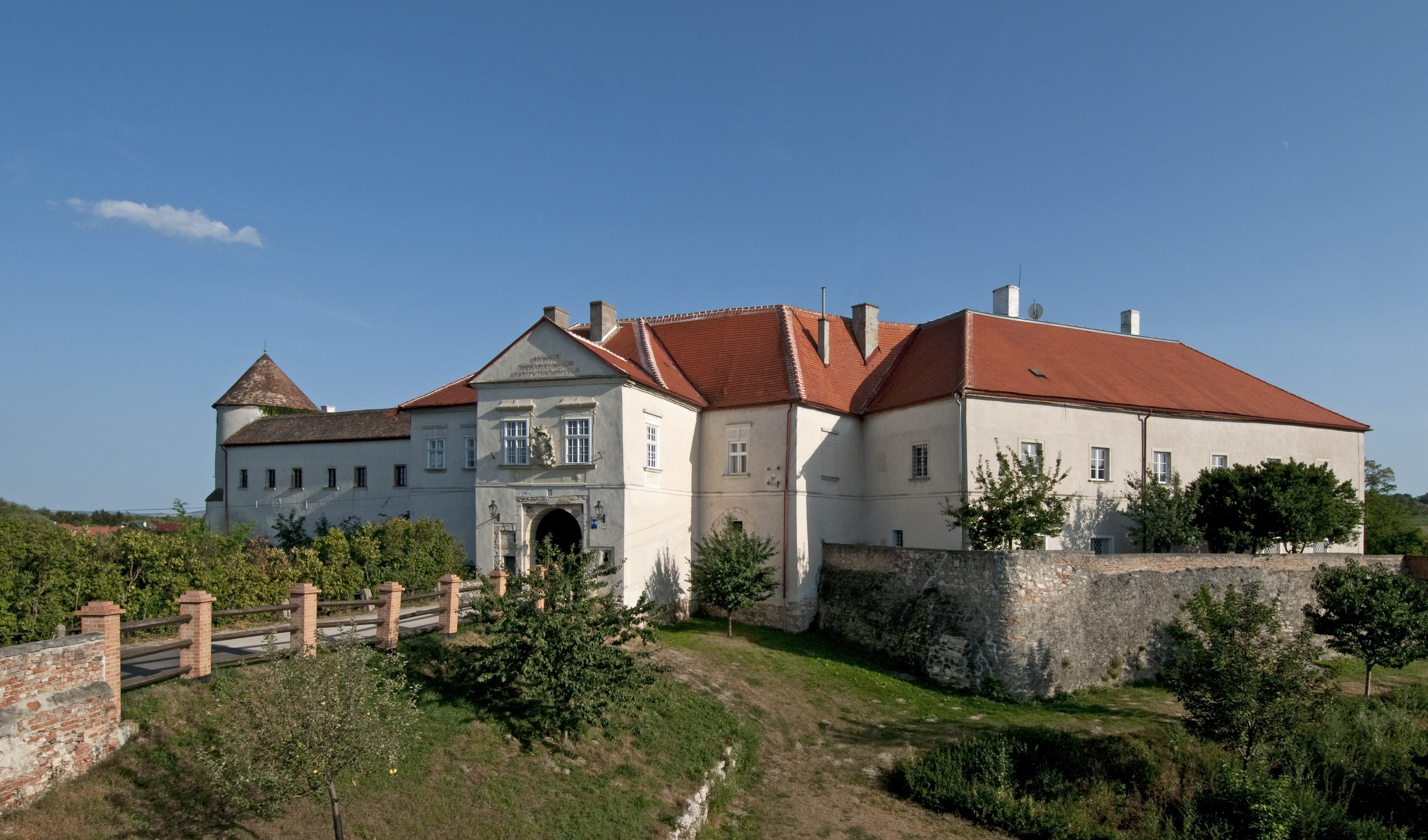 Schlosshotel Mailberg Aussenansicht