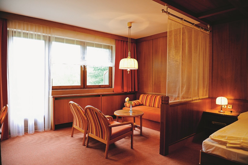 Hotel Ottenstein Wohnbereich Zimmer