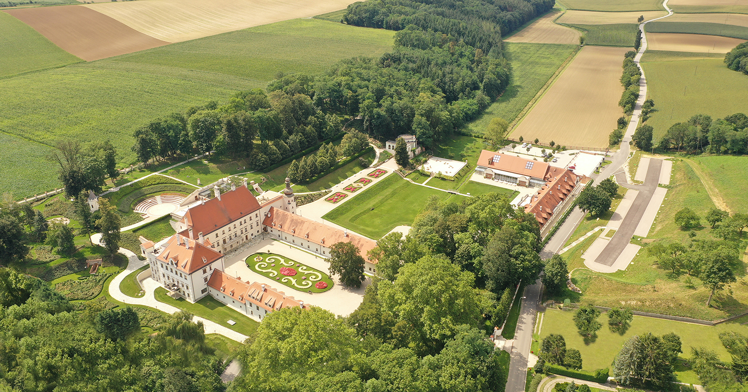 © Schloss Thalheim